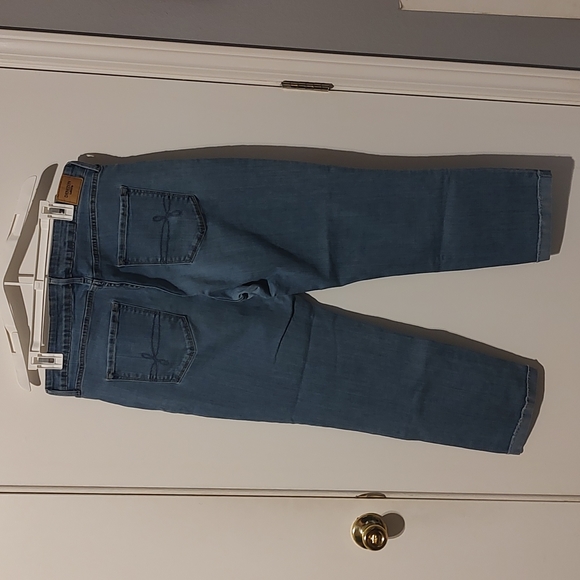 16-w jeans - Picture 2 of 2